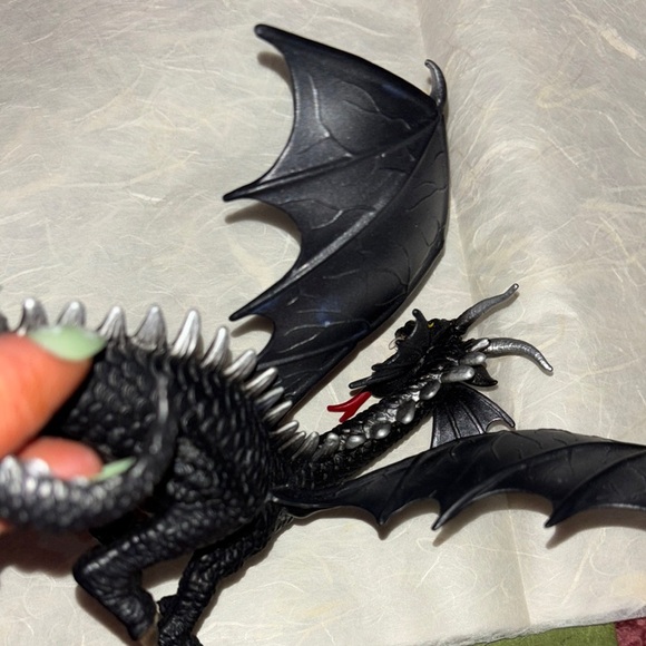 Schleich Knight Dragon Black Silver Special Model 72057 - Picture 5 of 7